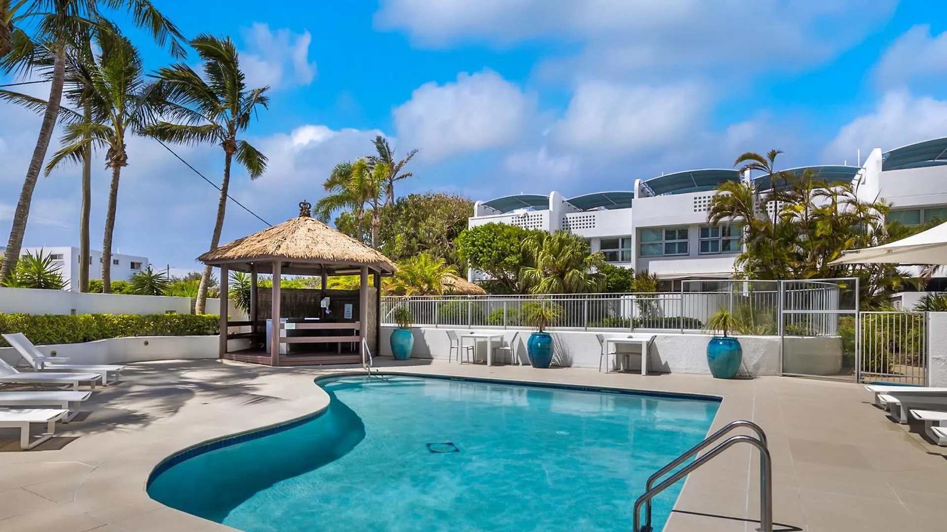 Apartment Cotton Tree Beach Front 3 Bedroom Townhouse Maroochydore